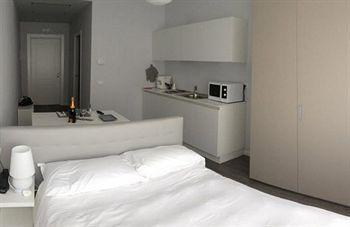 Apartahotel De Angeli 4*